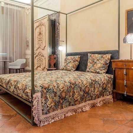 Boutique Apartment Urbino Extérieur photo